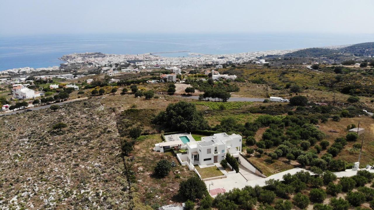 Lux Villa Mia With Heated Pool, 2Km To Beach & Childrens Area! Mikro Metochi 외부 사진