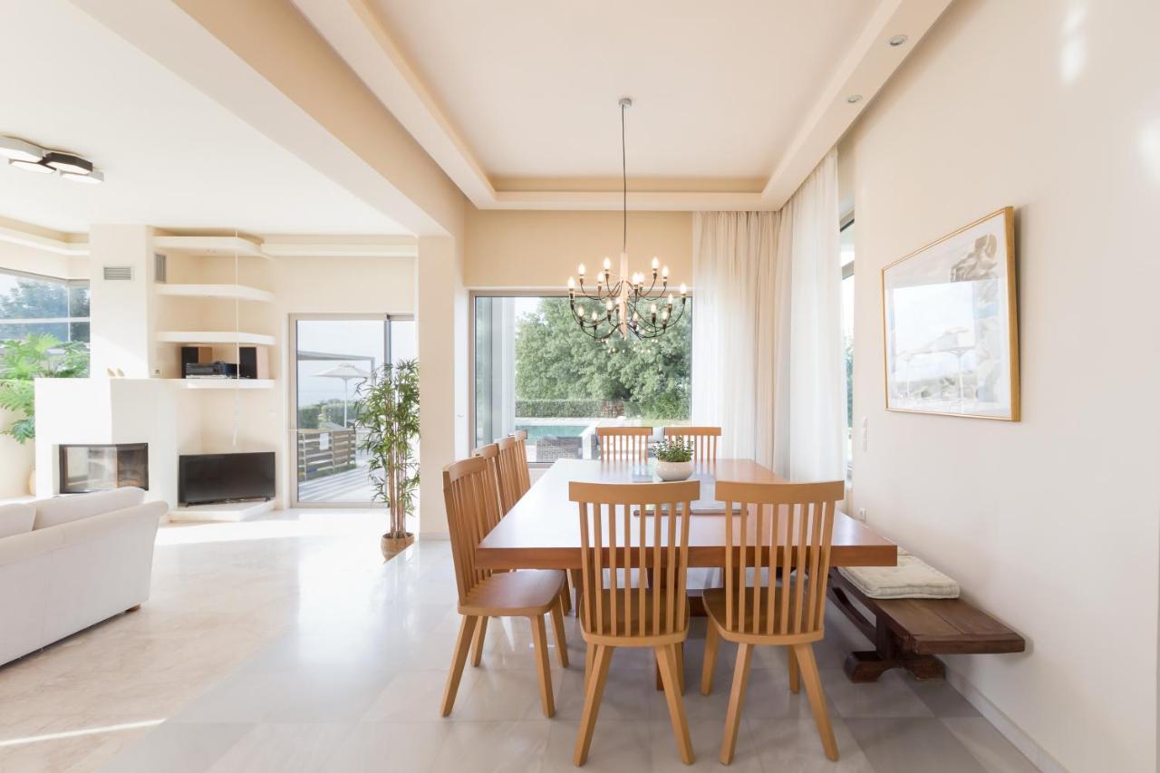 Lux Villa Mia With Heated Pool, 2Km To Beach & Childrens Area! Mikro Metochi 외부 사진